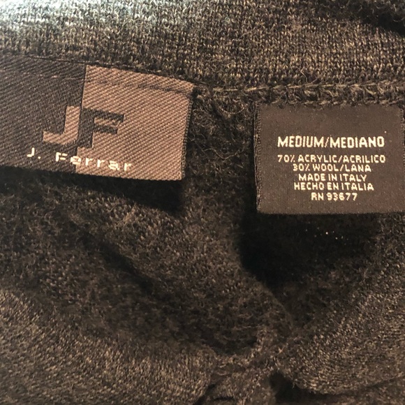 Men’s J Ferrar Sweater. - Picture 3 of 3